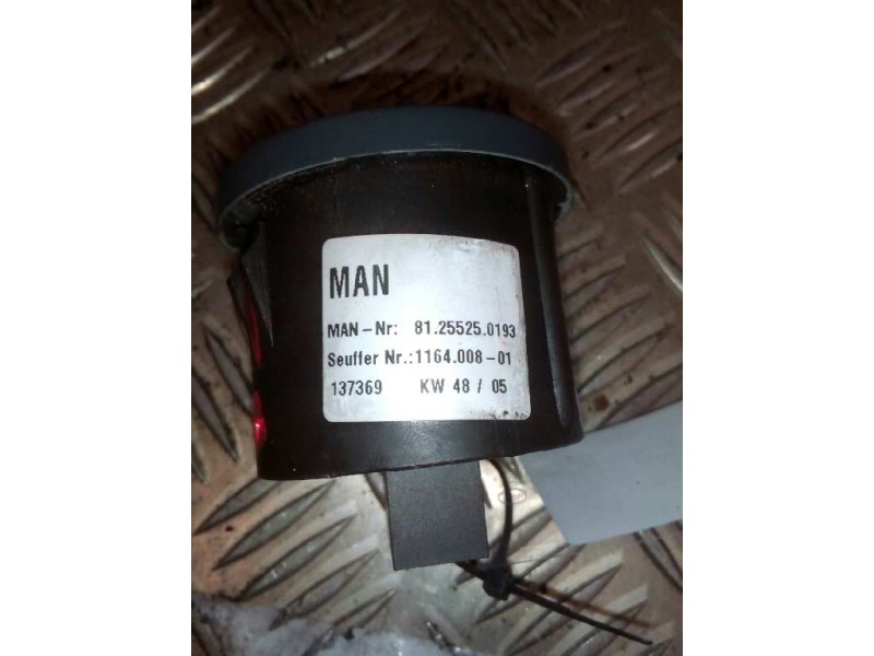 Recambio de mando luces para man tg - a 18.xxx fg / bb   (e3/e4) l referencia OEM IAM 81255250193  