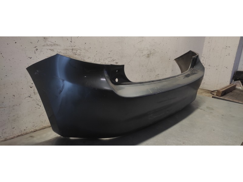 Recambio de paragolpes trasero para toyota auris 1.3 16v cat referencia OEM IAM 5215902400  