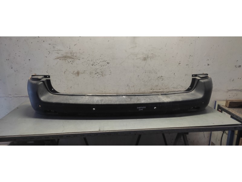 Recambio de paragolpes trasero para peugeot expert kasten 1.6 16v hdi referencia OEM IAM 9808627477  