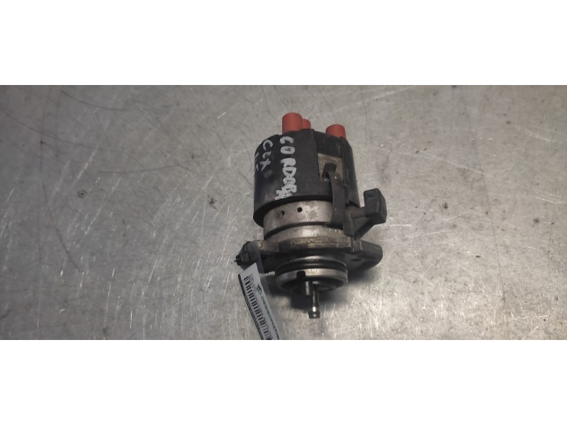 Recambio de delco para seat cordoba berlina (6k2) 1.4 referencia OEM IAM 0237521061 030905205AB BOSCH