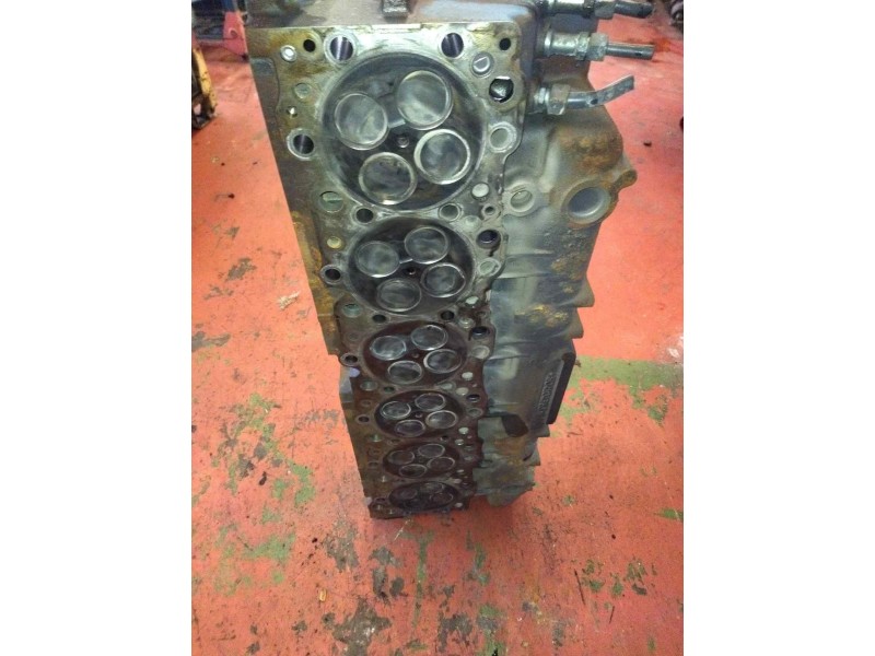 Recambio de culata para iveco stralis (as) fsa t / p 4x2 gran espacio referencia OEM IAM 504104363  