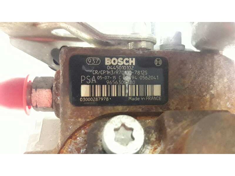 Recambio de bomba inyeccion para ford focus berlina (cap) ambiente (d) referencia OEM IAM 9656300380  