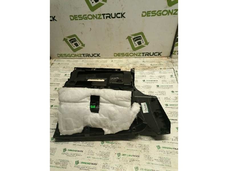 Recambio de guantera para fiat fiorino adventure sx combi referencia OEM IAM 735643719  