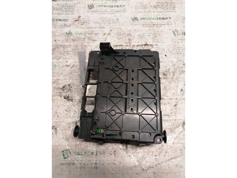 Recambio de caja reles / fusibles para peugeot partner (s2) combi pro referencia OEM IAM 9643498980 T118470002E BSM