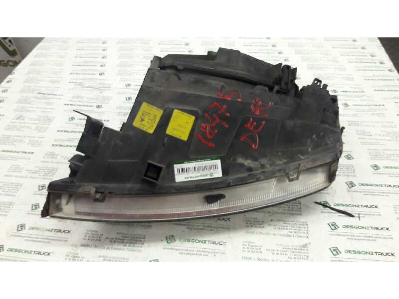 Recambio de faro derecho para ford mondeo berlina (ge) ambiente referencia OEM IAM 0301174206  