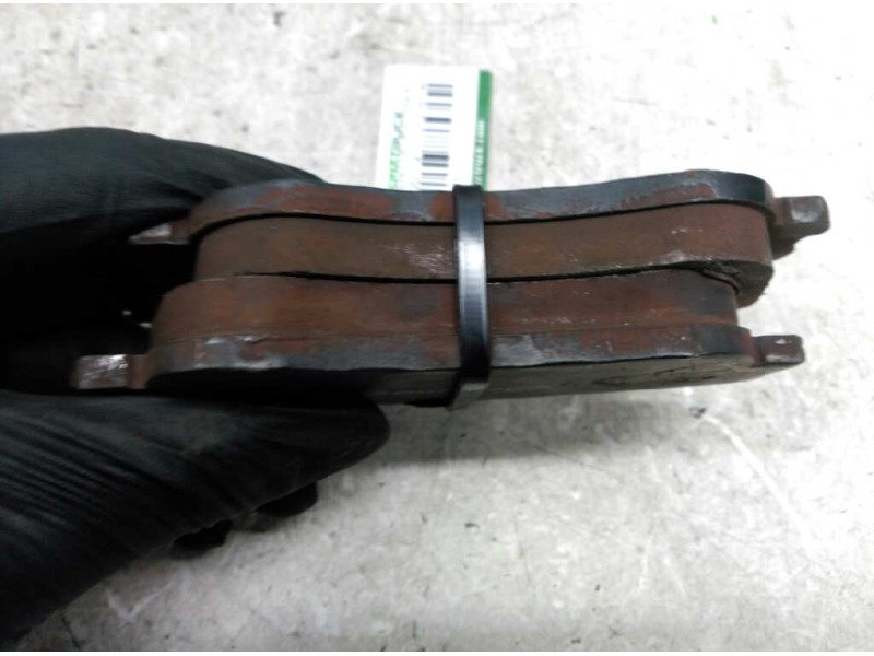 Recambio de pastillas de freno delanteras para citroën berlingo 1.9 d cumbre familiar referencia OEM IAM   