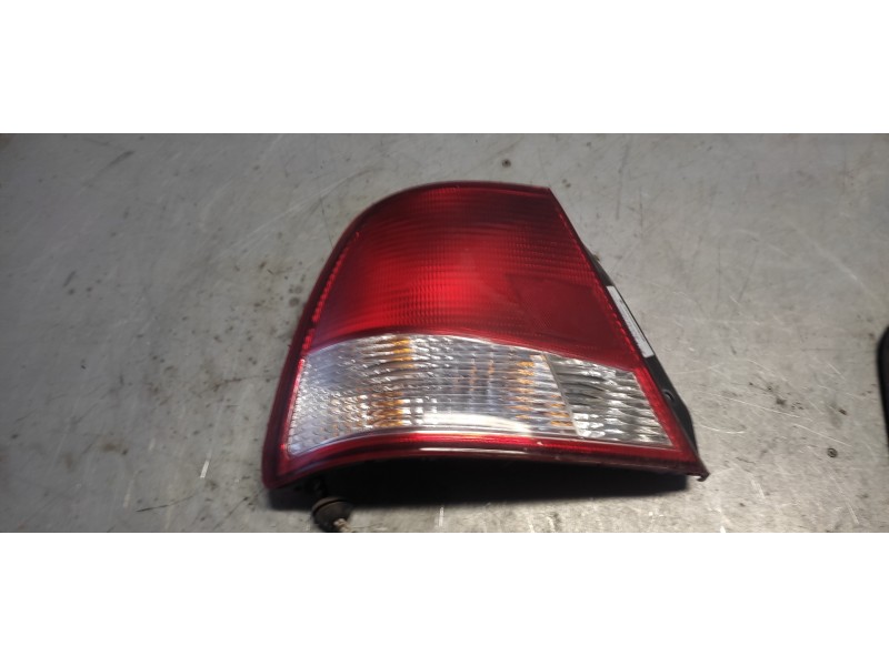 Recambio de piloto trasero izquierdo para hyundai accent (lc) gl 5p referencia OEM IAM   