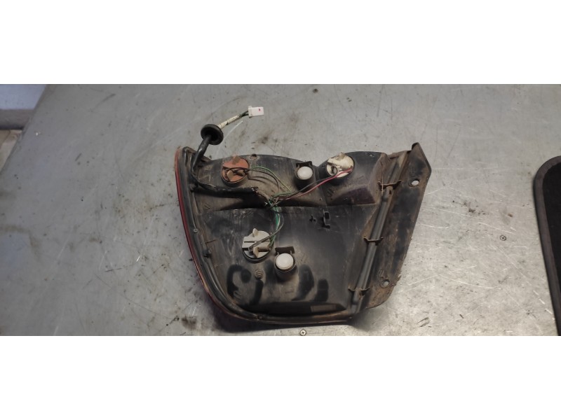 Recambio de piloto trasero izquierdo para hyundai accent (lc) gl 5p referencia OEM IAM   