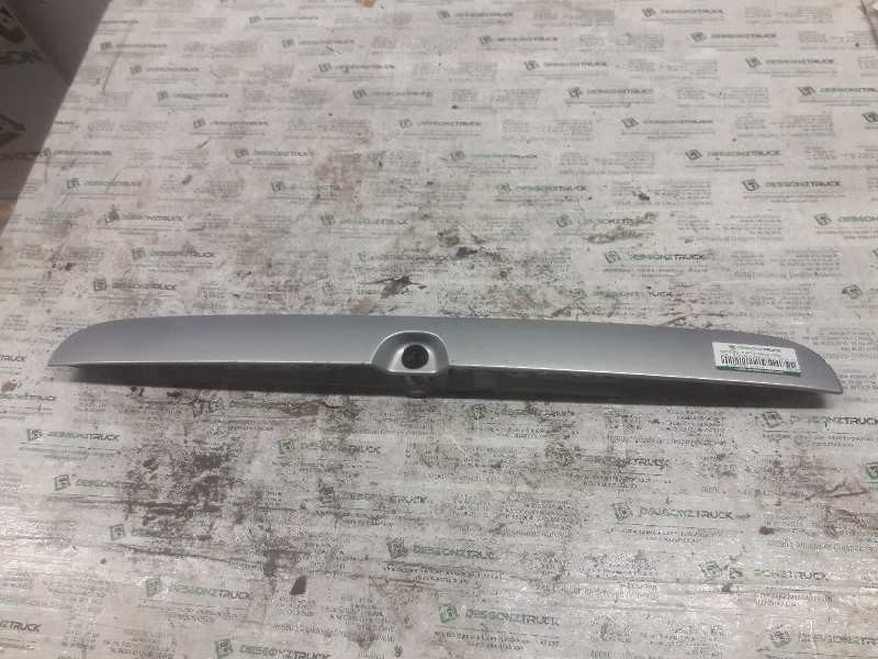 Recambio de asidero porton maletero para opel zafira a blue line referencia OEM IAM 90579631  