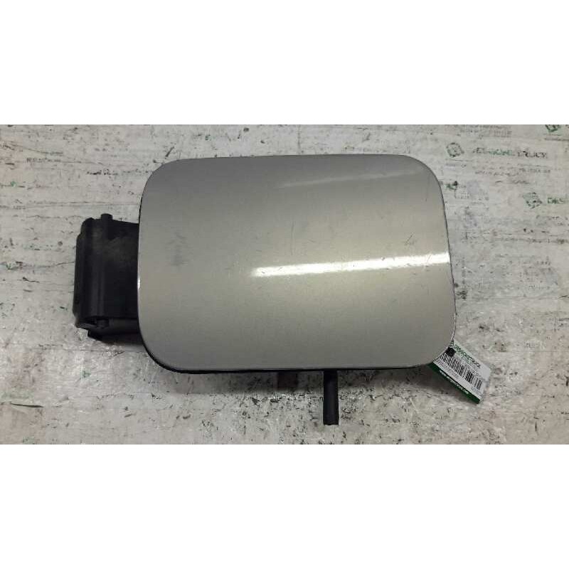 Recambio de tapa exterior combustible para renault megane ii berlina 5p confort expression referencia OEM IAM 8200073451  
