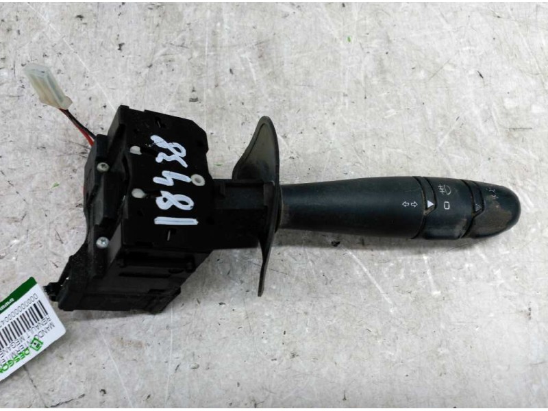 Recambio de mando intermitentes para renault megane i classic (la0) 1.4e rn referencia OEM IAM 7700846405  
