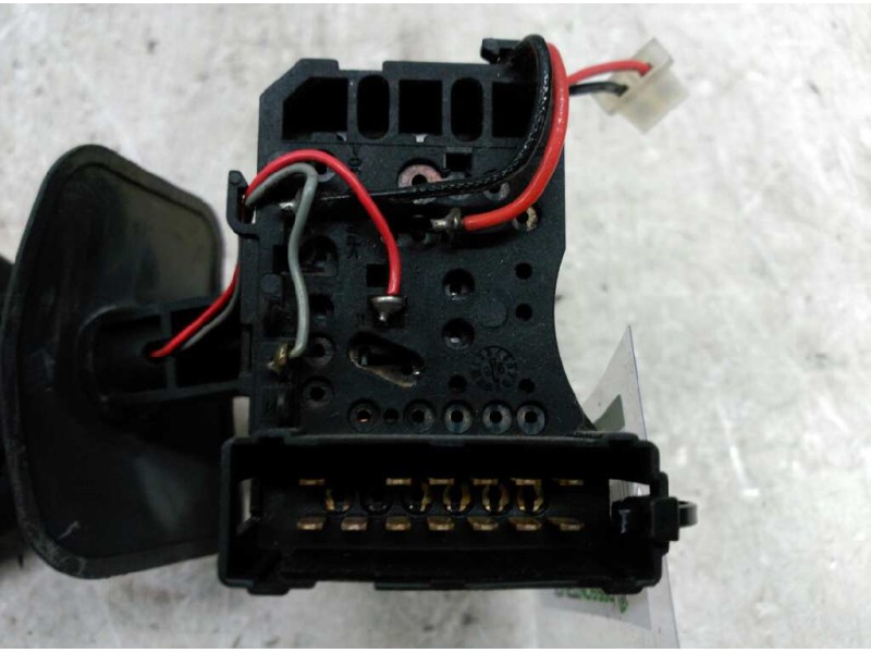 Recambio de mando intermitentes para renault megane i classic (la0) 1.4e rn referencia OEM IAM 7700846405  