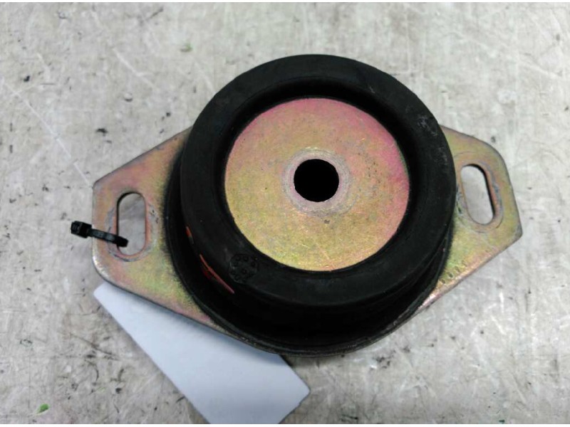 Recambio de soporte motor izquierdo para peugeot partner (s2) totem referencia OEM IAM 1807J6  