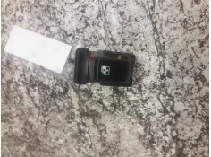 Recambio de mando elevalunas trasero izquierdo para chevrolet nubira wagon referencia OEM IAM 621W04790 6 PINS 