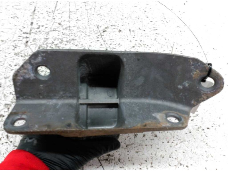 Recambio de soporte motor izquierdo para land rover freelander (ln) e familiar referencia OEM IAM   