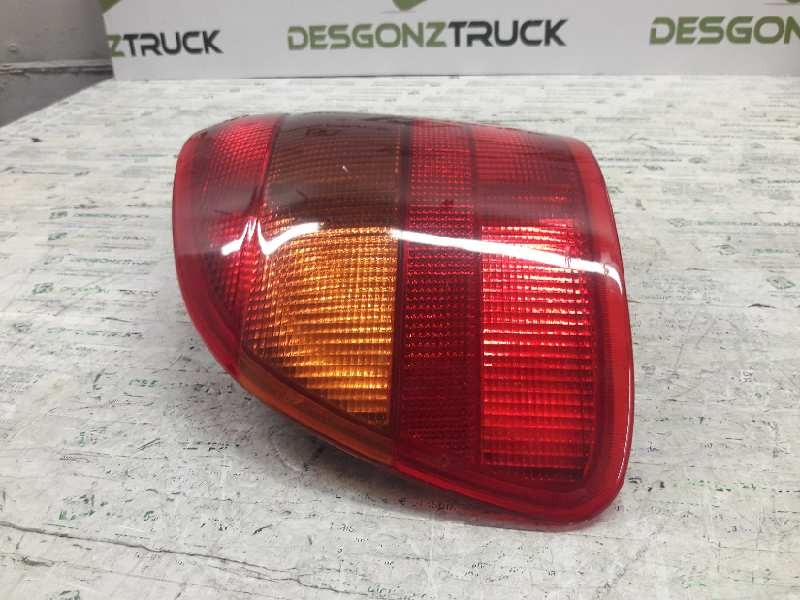 Recambio de piloto trasero izquierdo para opel astra f berlina básico referencia OEM IAM   