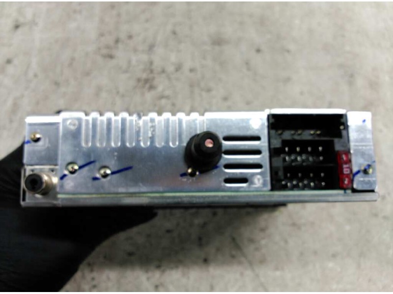 Recambio de sistema audio / radio cd para peugeot partner (s2) totem referencia OEM IAM   