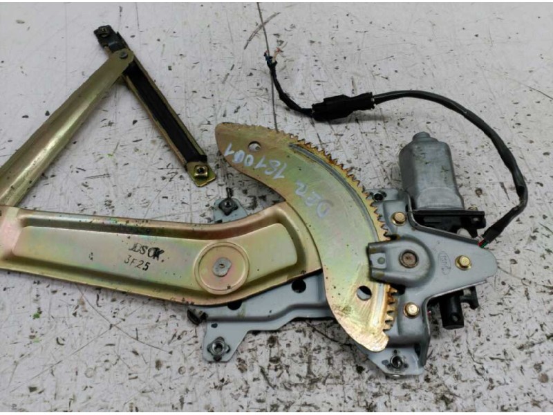 Recambio de elevalunas delantero derecho para kia carnival ii 2.9 cdri ex referencia OEM IAM XH023PA  