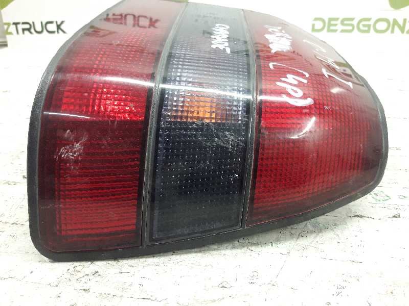 Recambio de piloto trasero derecho para renault 19 hatchback (b/c53) 19 txe referencia OEM IAM  CHAMADE 