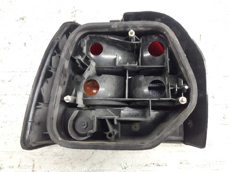 Recambio de piloto trasero derecho para renault 19 hatchback (b/c53) 19 txe referencia OEM IAM  CHAMADE 