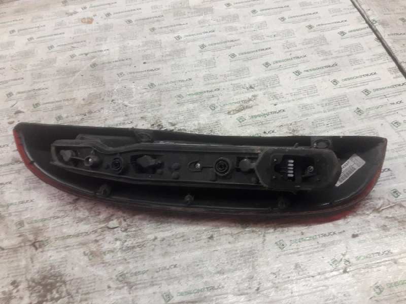 Recambio de piloto trasero derecho para opel corsa c club referencia OEM IAM   