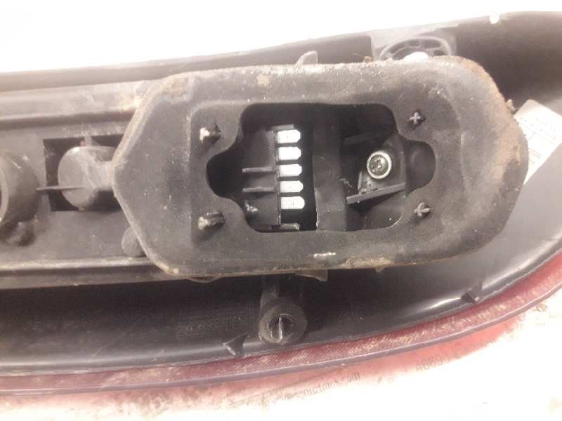 Recambio de piloto trasero derecho para opel corsa c club referencia OEM IAM   