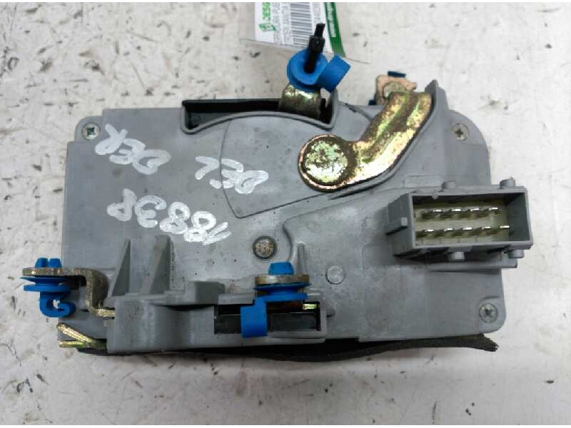 Recambio de cerradura puerta delantera derecha para citroën xantia berlina 1.9 td sx referencia OEM IAM   