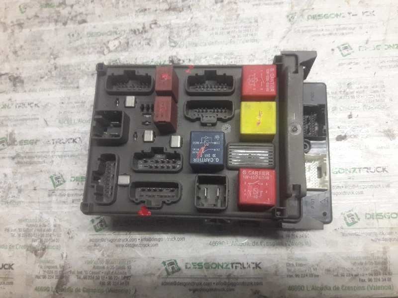 Recambio de caja reles / fusibles para renault laguna ii (bg0) authentique referencia OEM IAM 8200190269 8200192466 8200004201E