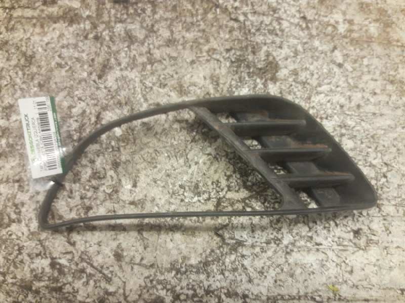 Recambio de tapa antiniebla izquierda para ford fiesta (cbk) ambiente referencia OEM IAM 2S6119953B  