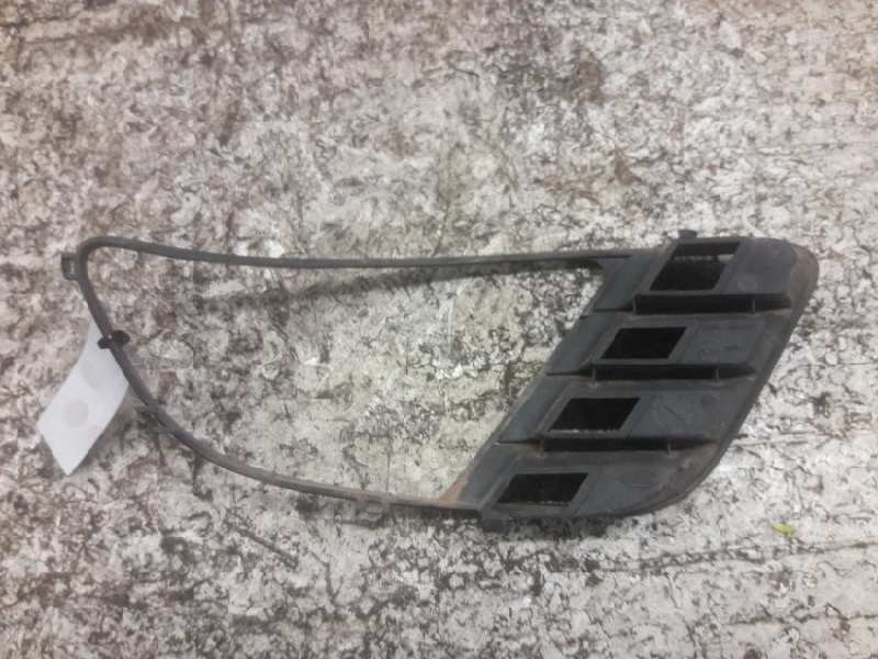 Recambio de tapa antiniebla izquierda para ford fiesta (cbk) ambiente referencia OEM IAM 2S6119953B  
