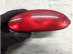 Recambio de luz central de freno para peugeot 206 berlina xr referencia OEM IAM 12F002  