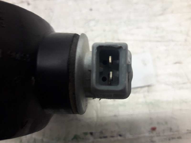 Recambio de luz central de freno para peugeot 206 berlina xr referencia OEM IAM 12F002  