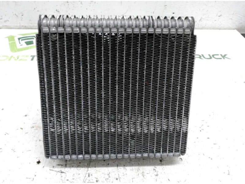 Recambio de evaporador aire acondicionado para ford fiesta (cbk) ghia referencia OEM IAM   
