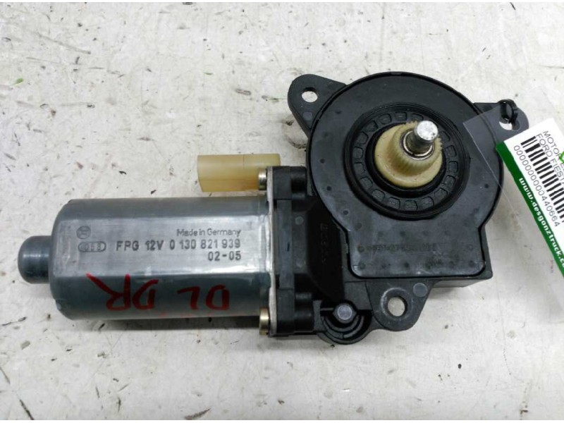 Recambio de motor elevalunas delantero derecho para ford fiesta (cbk) ghia referencia OEM IAM   