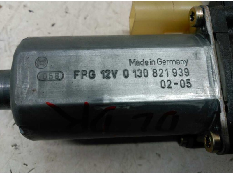 Recambio de motor elevalunas delantero derecho para ford fiesta (cbk) ghia referencia OEM IAM   