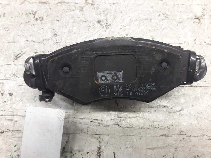 Recambio de pastillas de freno delanteras para peugeot 206 berlina xr referencia OEM IAM   