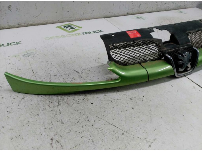 Recambio de rejilla delantera central para peugeot 206 cc cc roland garros referencia OEM IAM 9628691277 1851948001 