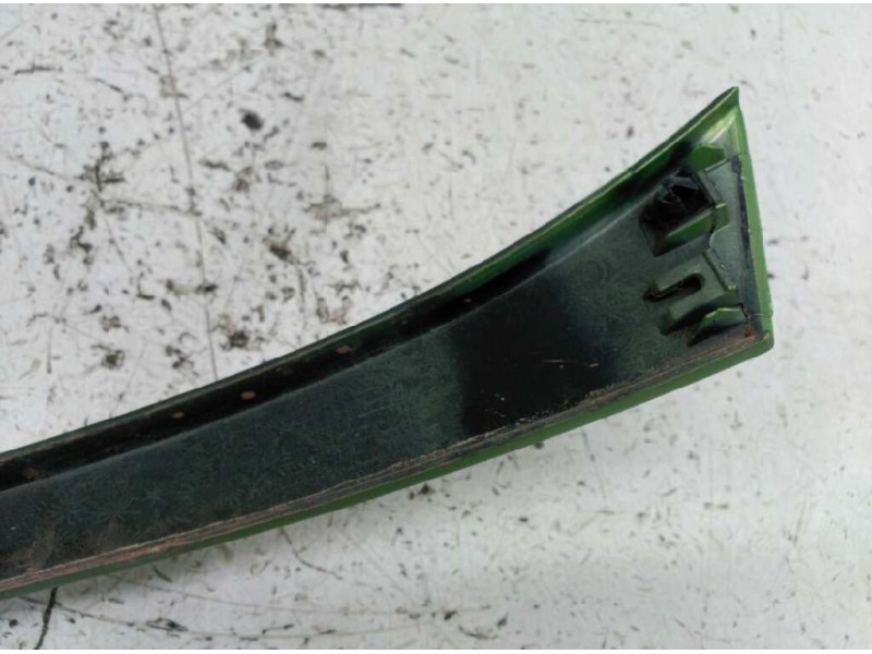 Recambio de rejilla delantera central para peugeot 206 cc cc roland garros referencia OEM IAM 9628691277 1851948001 