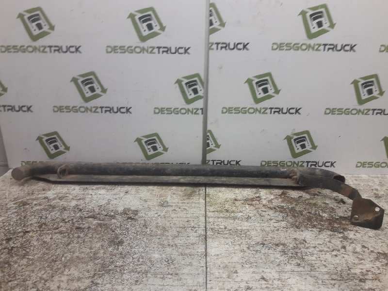 Recambio de estribo derecho para nissan terrano/terrano.ii (r20) referencia OEM IAM   