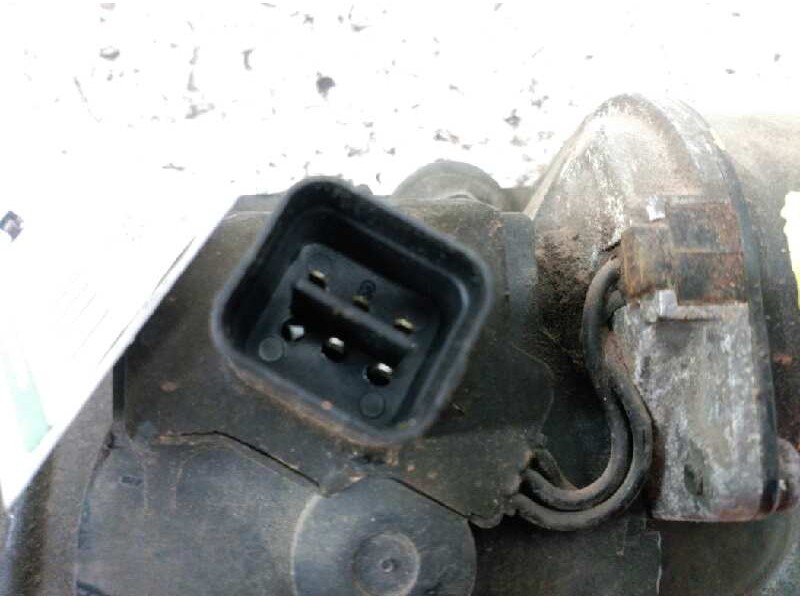 Recambio de motor limpia delantero para kia carnival ii 2.9 cdri ex referencia OEM IAM   