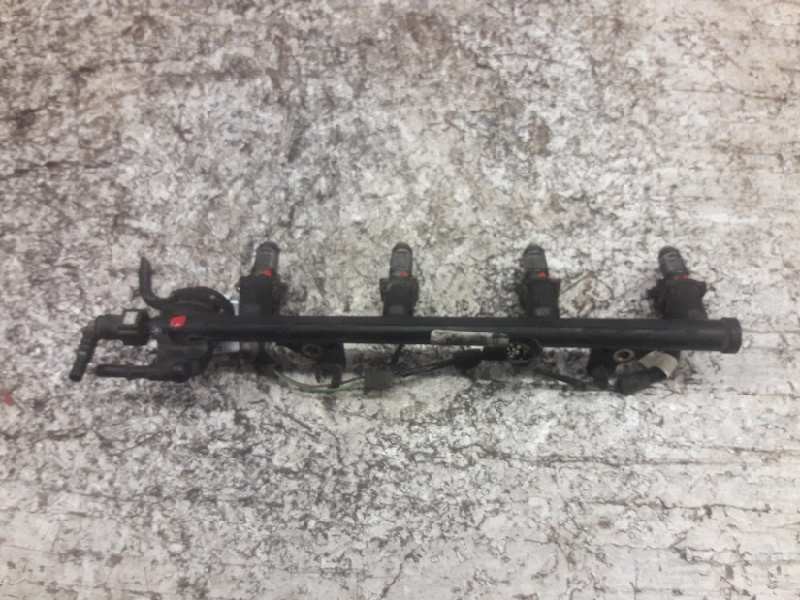 Recambio de rampa inyectora para ford ka (ccq) básico referencia OEM IAM 2NIU9D280CA 201223501 