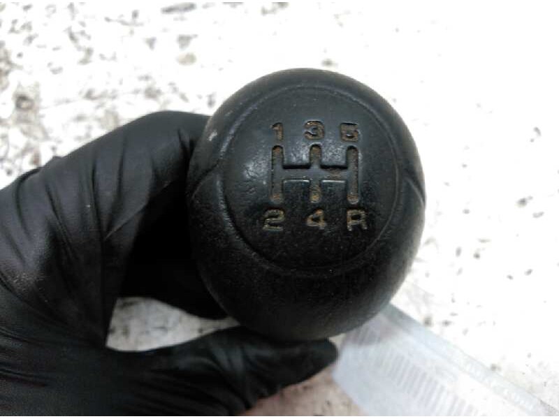Recambio de pomo palanca cambio para kia carnival ii 2.9 cdri ex referencia OEM IAM   