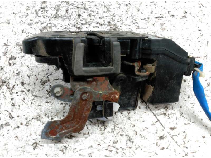 Recambio de cerradura puerta delantera derecha para kia carnival ii 2.9 cdri ex referencia OEM IAM   