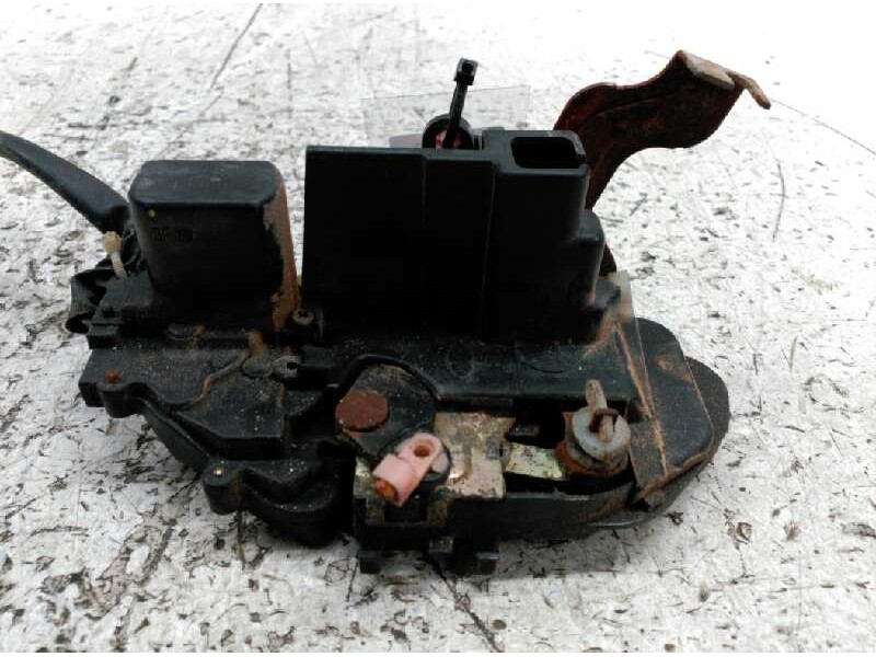 Recambio de cerradura puerta delantera izquierda para kia carnival ii 2.9 cdri ex referencia OEM IAM   