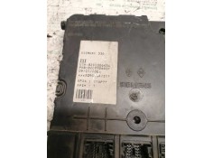 Recambio de caja reles / fusibles para renault megane ii berlina 5p referencia OEM IAM 8200306434 8200326031  2