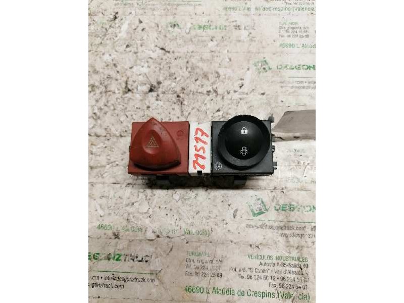 Recambio de warning para renault megane ii berlina 5p referencia OEM IAM 8200095493 6 PINS 