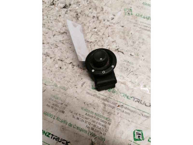 Recambio de mando retrovisor para renault megane ii berlina 5p referencia OEM IAM 8200002442A 8 PINS 