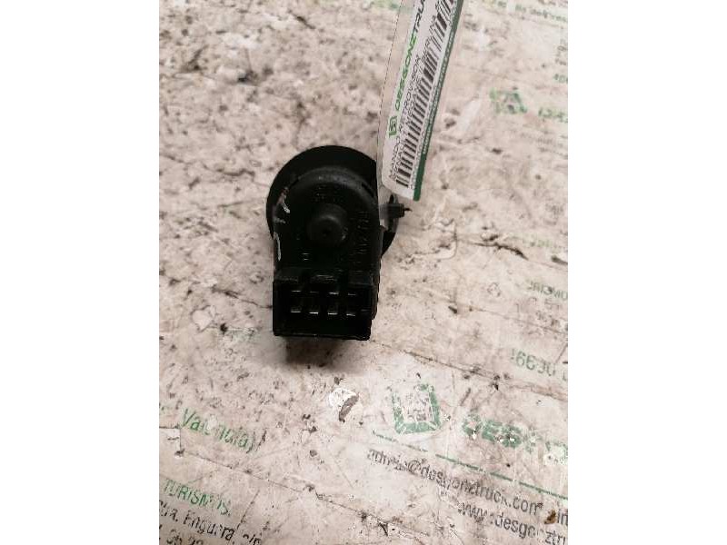 Recambio de mando retrovisor para renault megane ii berlina 5p referencia OEM IAM 8200002442A 8 PINS 