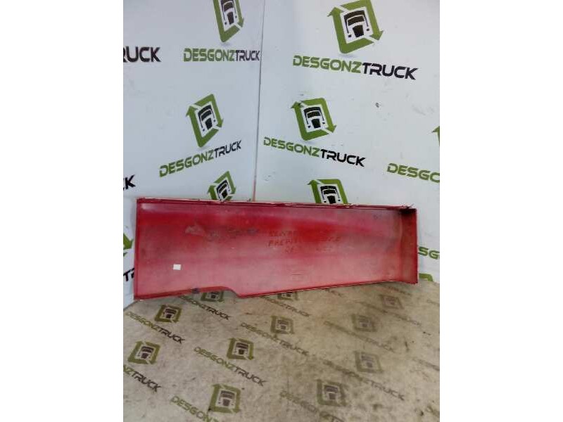 Recambio de moldura trasera cabina para renault trucks premium distribution 420.18 (412cv) referencia OEM IAM DERECHA 5010225079