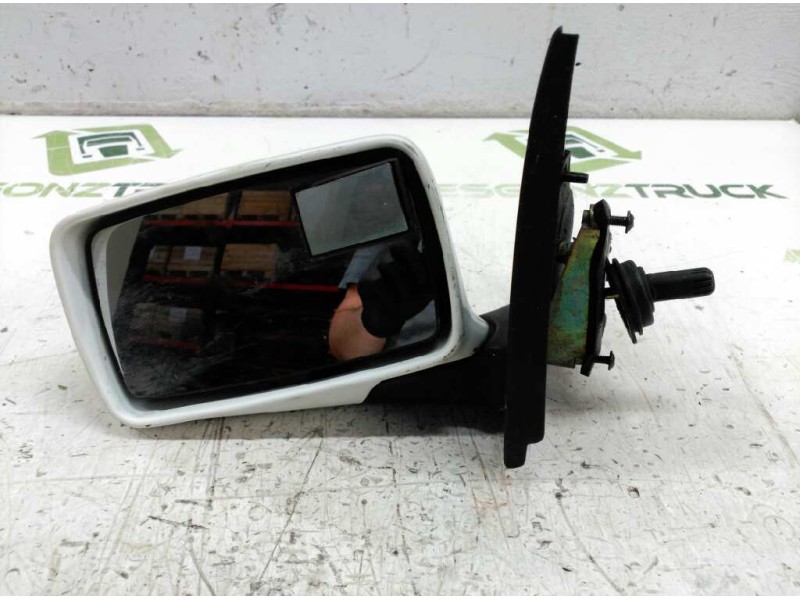 Recambio de retrovisor izquierdo para ford escort berlina/turnier bravo lim. referencia OEM IAM   